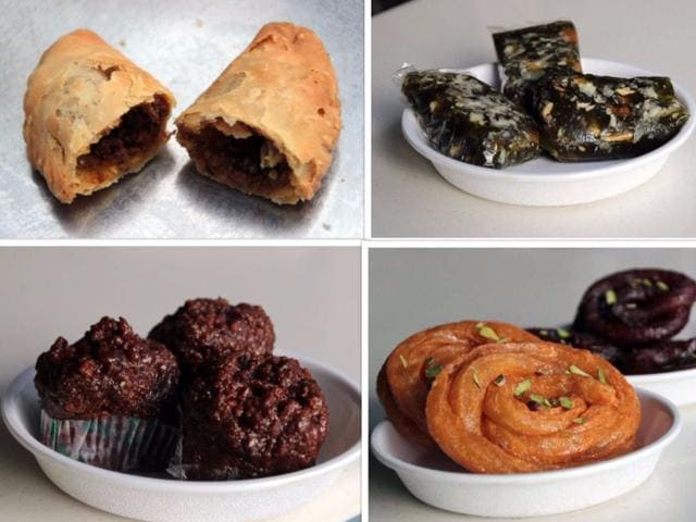 (Clockwise) Keema Samosa, karachi halwah, paneer jalebi and khoya jalebi, and habshi halwah. (Shivam Saxena/ HT Photo) (Clockwise) Keema Samosa, karachi halwah, paneer jalebi and khoya jalebi, and habshi halwah. (Shivam Saxena/ HT Photo)