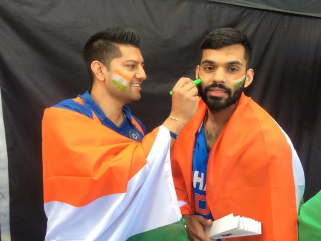 Fans gear up for the game between India and South Africa at The Oval. (Hindustan Times)