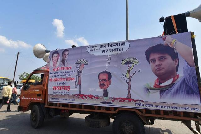 Congress publicity campaign for Satyagrah (HT PHOTO)
