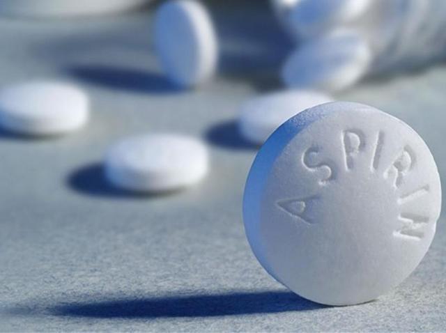 Previous research has shown that even among people with no history of heart problems or stroke, the risk of gastrointestinal bleeding goes up with age if they regularly take aspirin. (Pinterest) Previous research has shown that even among people with no history of heart problems or stroke, the risk of gastrointestinal bleeding goes up with age if they regularly take aspirin. (Pinterest)