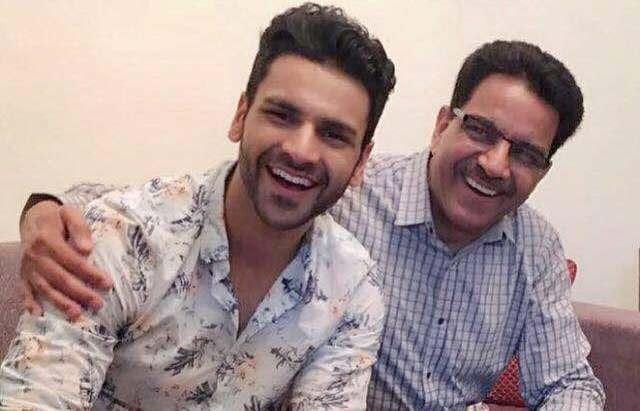 TV actor Vivek Dahiya with his father, who is a lawyer by profession. TV actor Vivek Dahiya with his father, who is a lawyer by profession.