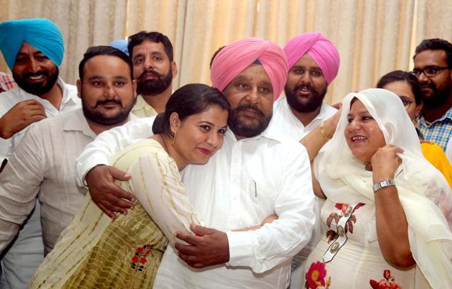 Newly-elected Punjab deputy speaker Ajaib Singh Bhatti in Chandigarh on Friday. (Keshav Singh/HT Photo) Newly-elected Punjab deputy speaker Ajaib Singh Bhatti in Chandigarh on Friday. (Keshav Singh/HT Photo)