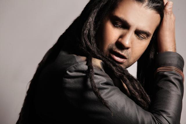 Apache Indian says he would love to work in Bollywood. (HT Photo) Apache Indian says he would love to work in Bollywood. (HT Photo)