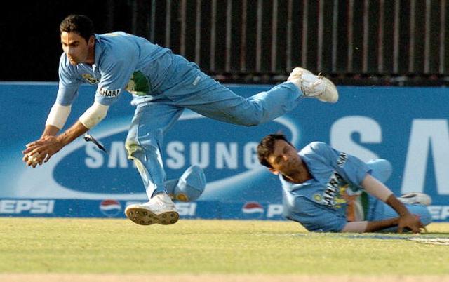 Mohammad Kaif’s (L) running catch to dismiss Shoaib Malik in the final over helped India clinch a high-scoring thriller in Karachi in 2004. (AFP/Getty Images) Mohammad Kaif’s (L) running catch to dismiss Shoaib Malik in the final over helped India clinch a high-scoring thriller in Karachi in 2004. (AFP/Getty Images)