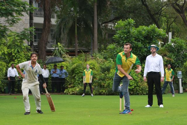 Adam Gilchrist bowls the final ball of the match which saw Arshi Choudhary hit a six to win. (Amal KS/HT Photo)