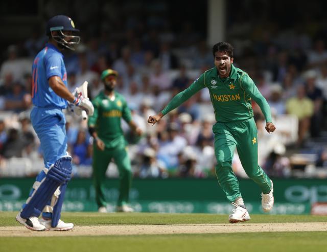 Mohammad Amir picked up the wickets of Virat Kohli, Shikhar Dhawan and Rohit Sharma to dent India in the ICC Champions Trophy 2017 final. (REUTERS)