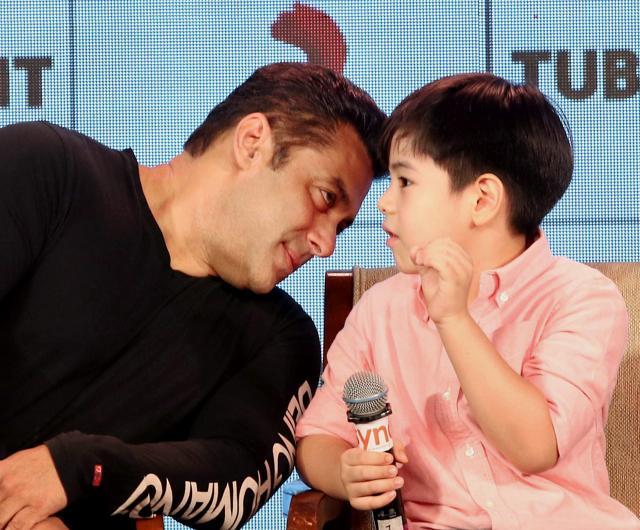 Salman Khan with child actor Matin Rey Tangu during the promotion of film- Tubelight. (PTI)