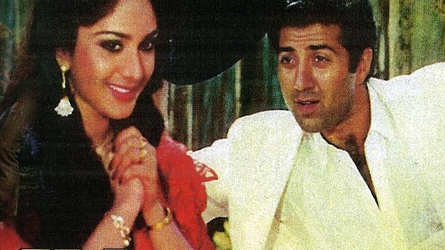 Meenakshi Seshadri played Sunny Deol’s love interest in the film. Meenakshi Seshadri played Sunny Deol’s love interest in the film.
