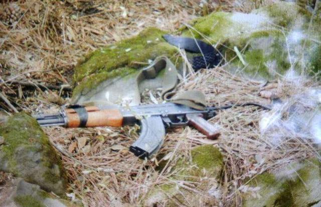A weapon recovered from the slain gunman in Jammu and Kashmir’s Poonch. (HT Photo) A weapon recovered from the slain gunman in Jammu and Kashmir’s Poonch. (HT Photo)