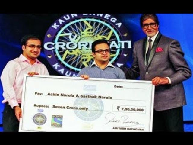 A picture of the cheque signed by actor Amitabh Bachchan, for the first winner of seven crores in the popular game show on TV, Kaun Banega Crorepati. (YouTube)
