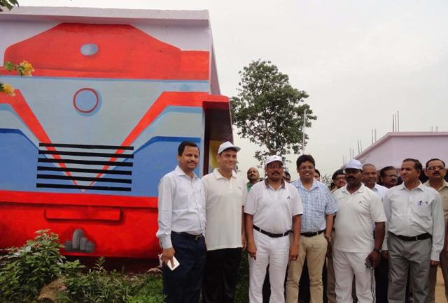 Class rooms designed as bogies of train at Government Primary school , Bagru in Khunti (HT Photo) Class rooms designed as bogies of train at Government Primary school , Bagru in Khunti (HT Photo)