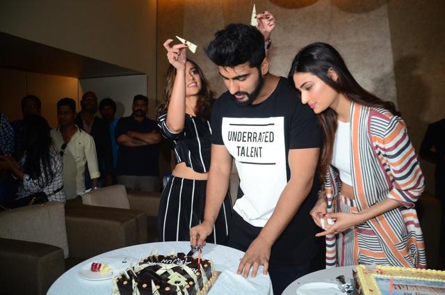 Arjun Kapoor, Ileana D'Cruz and Athiya Shetty during Kapoor's birthday celebration in Mumbai. (IANS) Arjun Kapoor, Ileana D'Cruz and Athiya Shetty during Kapoor's birthday celebration in Mumbai. (IANS)