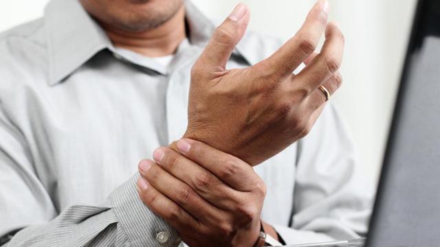 Men are less impacted by osteoarthritis than women and estrogen is a key factor for that. (Shutterstock) Men are less impacted by osteoarthritis than women and estrogen is a key factor for that. (Shutterstock)