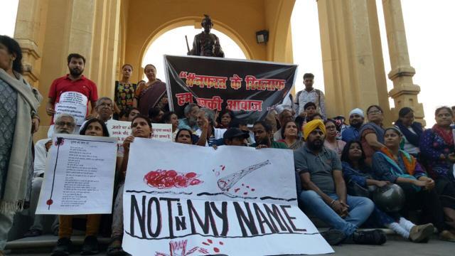 Protestors at GPO in Lucknow. (Subhankar Chakraborty/HT) Protestors at GPO in Lucknow. (Subhankar Chakraborty/HT)