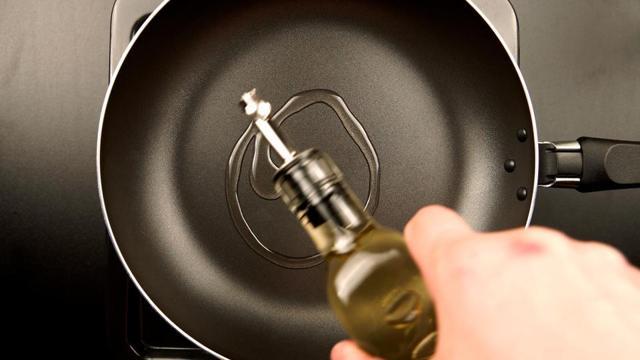 Olive oil has healthier fats which can reduce cholesterol.