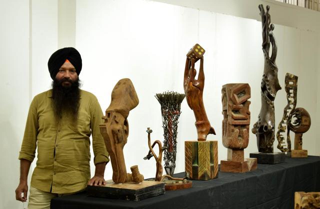 Jaswinder Singh (47), who has thus far been supporting his art by doing teaching assignments in different colleges, seems an ideal choice for he is a mid-career sculptor with a large body of work and several awards to his credit. (Sikander/HT Photo)