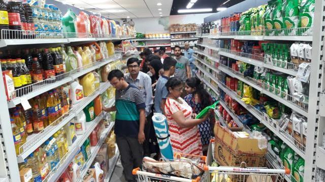 It was a good time to stock up on essential goods at throwaway rates. (Praful Gangurde) It was a good time to stock up on essential goods at throwaway rates. (Praful Gangurde)