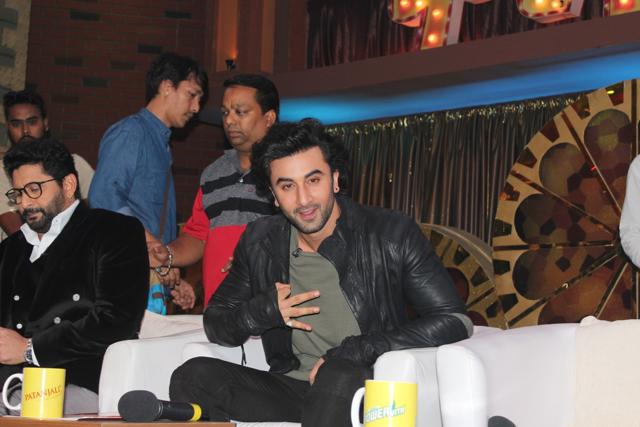 Ranbir Kapoor on the sets of reality show Sabse Bada Kalakar to promote Jagga Jasoos in Mumbai on June 28, 2017. Also seen actor Arshad Warsi. (IANS)