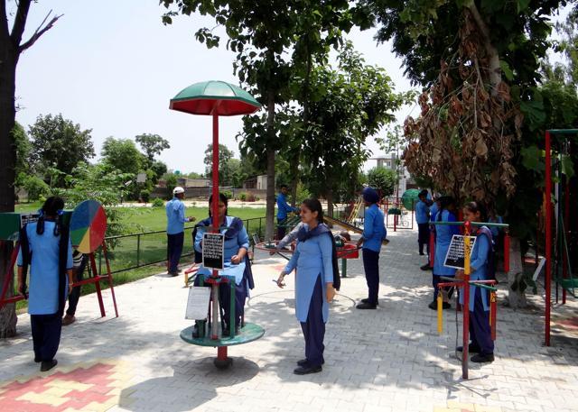Students in the school science park (Parampreet Singh Narula/HT) Students in the school science park (Parampreet Singh Narula/HT)