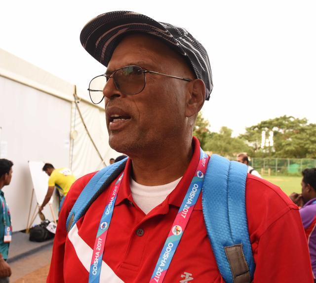 Shive Gowda, father of Vikas Gowda, attends the Asian Athletics Championship in Bhubaneswar on Thursday. (HT Photo - Arabinda Mahapatra) Shive Gowda, father of Vikas Gowda, attends the Asian Athletics Championship in Bhubaneswar on Thursday. (HT Photo - Arabinda Mahapatra)