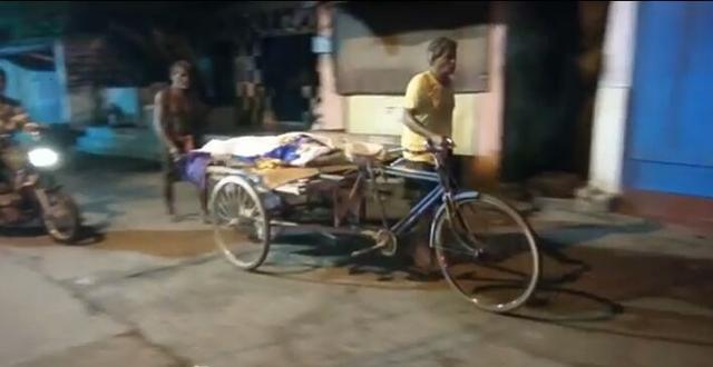 Last weekend, a man in the temple town of Puri had to carry his daughter’s body on a pedal cart from the hospital to the crematorium amidst thousands of Lord Jagannath devotees for want of a hearse vehicle. Last weekend, a man in the temple town of Puri had to carry his daughter’s body on a pedal cart from the hospital to the crematorium amidst thousands of Lord Jagannath devotees for want of a hearse vehicle.