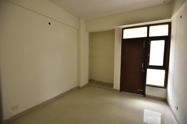 One of the three bedrooms in an HIG flat in Jasola. (Arun Sharma/HT PHOTO) One of the three bedrooms in an HIG flat in Jasola. (Arun Sharma/HT PHOTO)