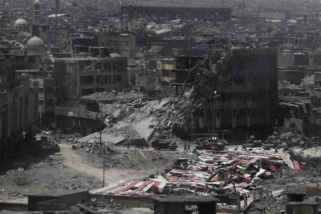 A picture taken on July 9, 2017, shows a general view of the destruction in Mosul's Old City. (AFP Photo) A picture taken on July 9, 2017, shows a general view of the destruction in Mosul's Old City. (AFP Photo)