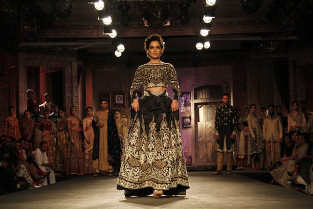 Actor Kangana Ranaut has walked for designer Anju Modi in a previous edition of the fashion showcase. (Waseem Gashroo/HT)
