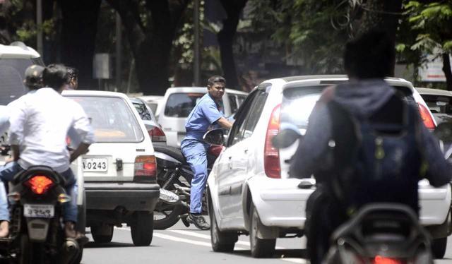 A man taking the wrong way to cross a road. (HT PHOTO) A man taking the wrong way to cross a road. (HT PHOTO)