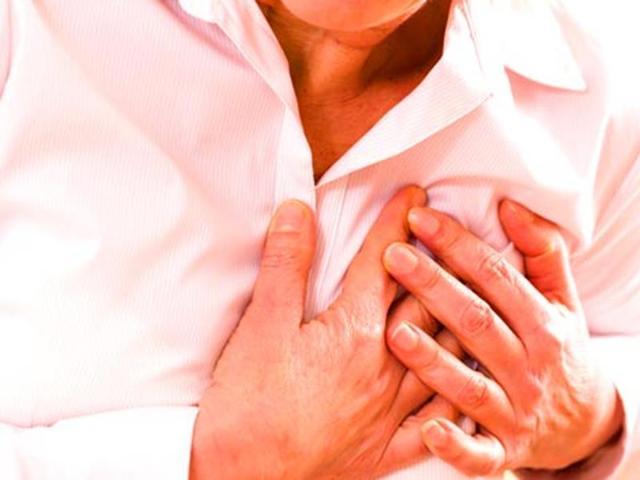 Over exposure to veryday consumer products, such as food packaging and wrappings may lead to a risk of heart attack in men. (Shutterstock )