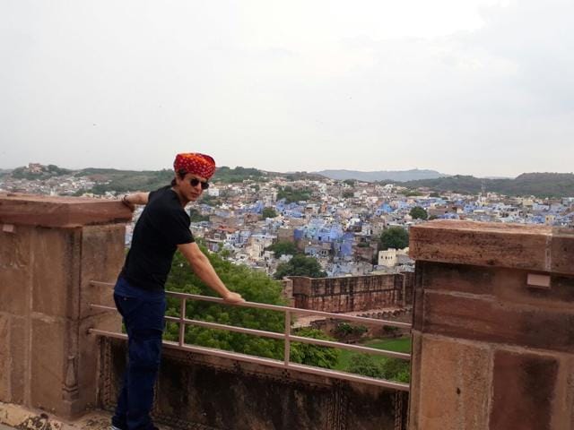 A boy did a pose on the way to Nahargarh Fort on the hill in Jaipur. Taken  in India, August 2018 Stock Photo - Alamy