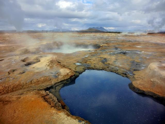 Natural sulfurous hot springs in Iceland. (Shutterstock) Natural sulfurous hot springs in Iceland. (Shutterstock)