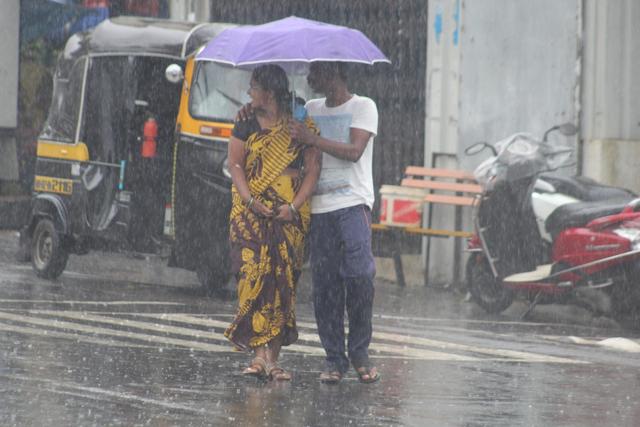 Thane too witnessed heavy rain since morning. (PRAFUL GANGURDE) Thane too witnessed heavy rain since morning. (PRAFUL GANGURDE)