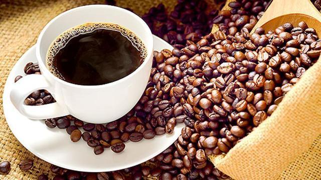 Nutritional epidemiologist Karin Michels says coffee can help lower the risk of many common diseases, including diabetes and colorectal cancer. (Shutterstock) Nutritional epidemiologist Karin Michels says coffee can help lower the risk of many common diseases, including diabetes and colorectal cancer. (Shutterstock)