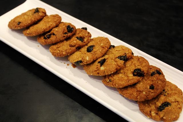 Oatmeal and Raisin Cookie (Praful Gangurde)