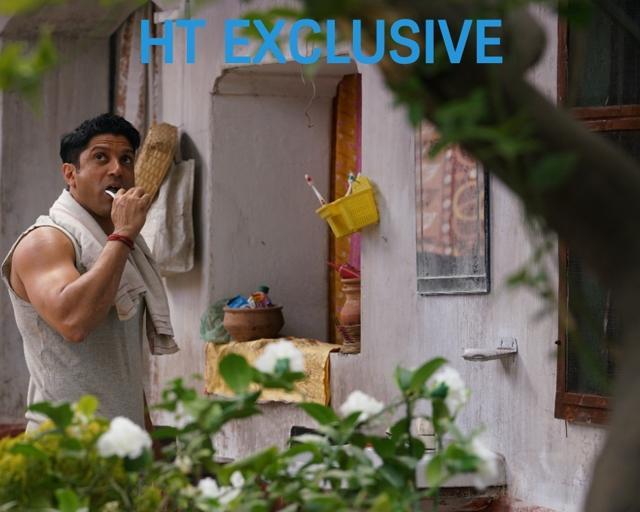 Farhan in the new still from Lucknow Central. Farhan in the new still from Lucknow Central.
