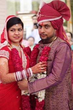 Himanshu and Pankhuri Saxena donated half of their shagun amount to an NGO.