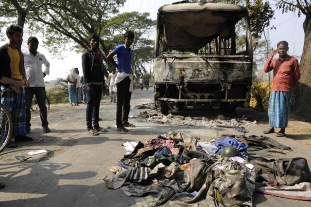 Bhangar villagers display police uniforms that were abandoned by “unidentified people” who shot dead two villagers in January. (HT File Photo) Bhangar villagers display police uniforms that were abandoned by “unidentified people” who shot dead two villagers in January. (HT File Photo)