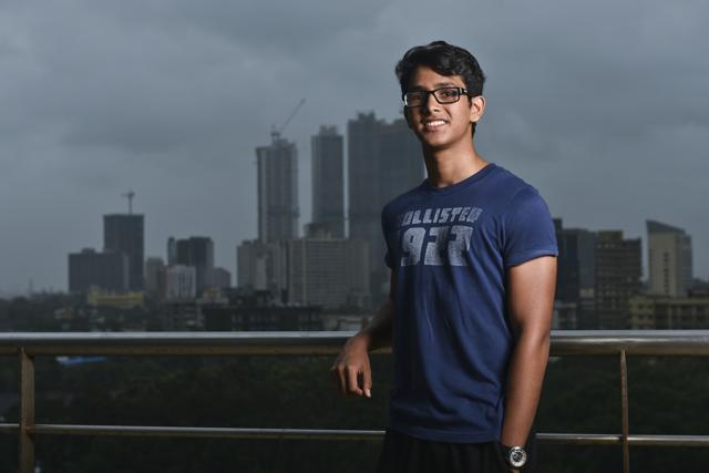 Varun Jhunjhunwalla, 18, raised Rs 85,000 to buy musical instruments for underprivileged children -- and expanded that campaign into a fundraising concert that has now become an annual event at his Mumbai school. (Aalok Soni / HT Photo)