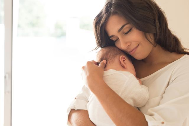 Breastfeeding reduces the rate of child mortality. (Shutterstock)
