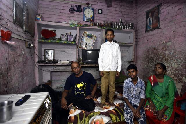 At home with family in New Seemapuri. (Arun Sharma/HT PHOTO) At home with family in New Seemapuri. (Arun Sharma/HT PHOTO)