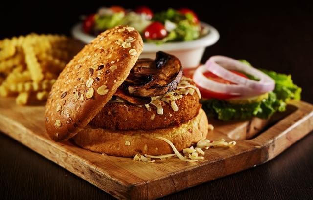 Portobello Bean Quinoa Burger (HT PHOTO) Portobello Bean Quinoa Burger (HT PHOTO)