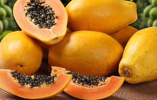Papaya is rich in antioxidants and contains a special enzyme called papain that can kill dead cells and cure skin impurities. (HT file photo) Papaya is rich in antioxidants and contains a special enzyme called papain that can kill dead cells and cure skin impurities. (HT file photo)