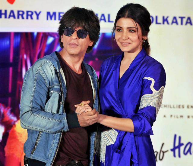 Bollywood actors Shah Rukh Khan and Anushka Sharma during an event to promote their film 'Jab Harry Met Sejal' in Kolkata on Saturday. (PTI)