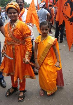Vignesh Giram, 11, dressed as Shivaji, and his sister Adisha, 7, dressed as Jijabai. (HT) Vignesh Giram, 11, dressed as Shivaji, and his sister Adisha, 7, dressed as Jijabai. (HT)