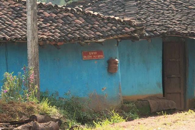 A post office in Tarandul village of south Bastar with an earthen roof. Even schools in the region employ bamboo and thatching out of security concerns. (Ritesh Mishra / HT Photo) A post office in Tarandul village of south Bastar with an earthen roof. Even schools in the region employ bamboo and thatching out of security concerns. (Ritesh Mishra / HT Photo)