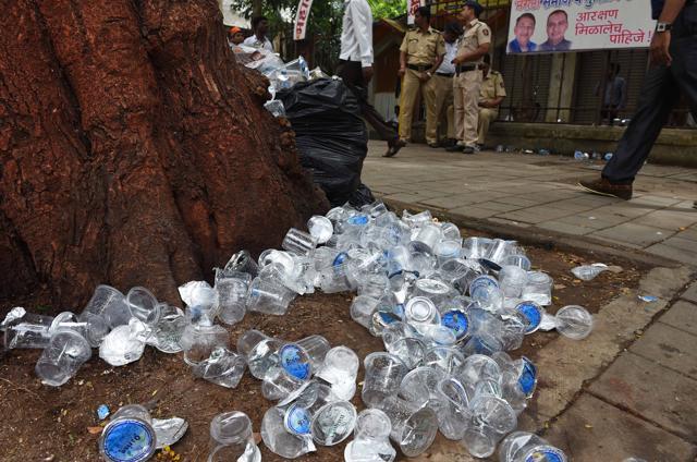 Heaps of plastic glasses strewn around CST on Wednesday. (Satyabrata Tripathy/HT)
