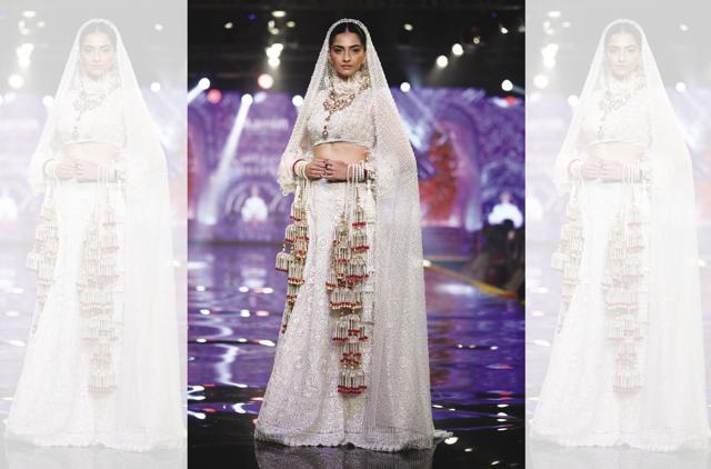The ‘Shaadi by Marriott’ programme was launched at a glittering function with a show-stopping appearance by Sonam Kapoor The ‘Shaadi by Marriott’ programme was launched at a glittering function with a show-stopping appearance by Sonam Kapoor