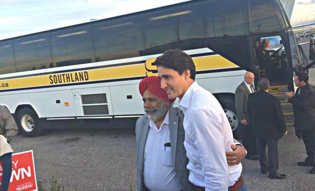 Liberal Party MP Darshan Kang with Prime Minister Justin Trudeau prior to the 2015 Federal elections in Canada. (Twitter) Liberal Party MP Darshan Kang with Prime Minister Justin Trudeau prior to the 2015 Federal elections in Canada. (Twitter)