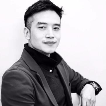 Designer Jenjum Gadi resolves to not use plastic in his day to day life. Designer Jenjum Gadi resolves to not use plastic in his day to day life.